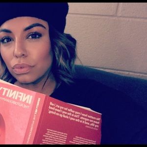 Meet your Posher, Jenny